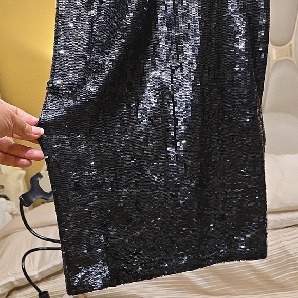 Alice + Olivia Sparkling Black Backless Dress - Picture 5 of 16